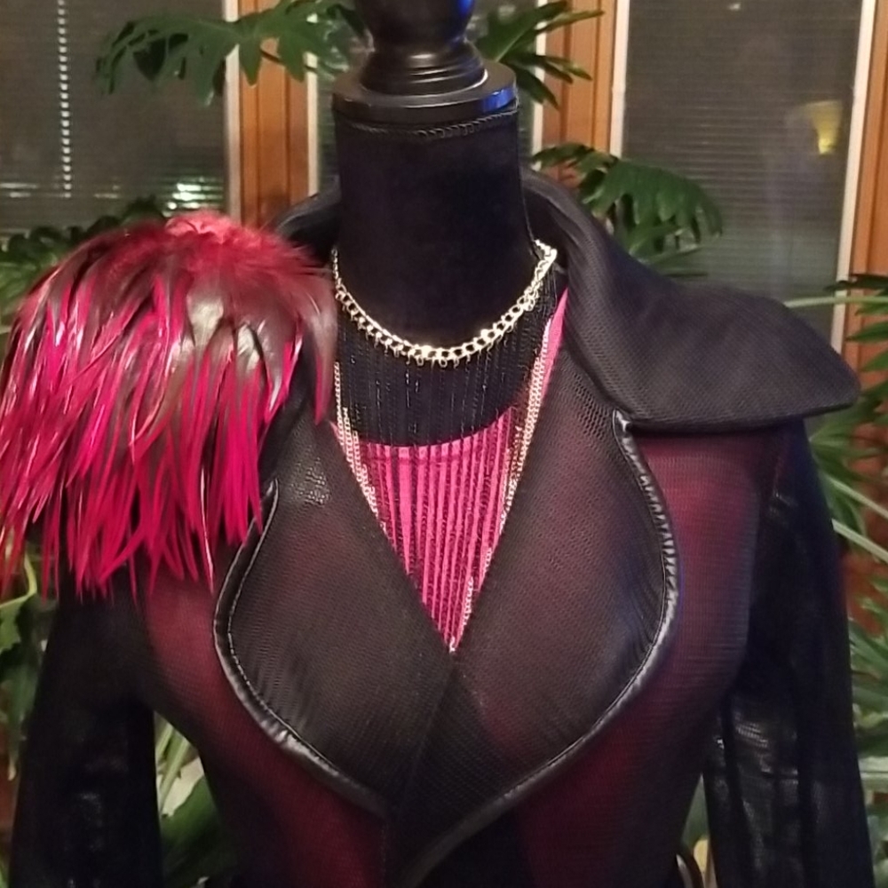 Syretta Vintage Ostrich Feather Shoulderette